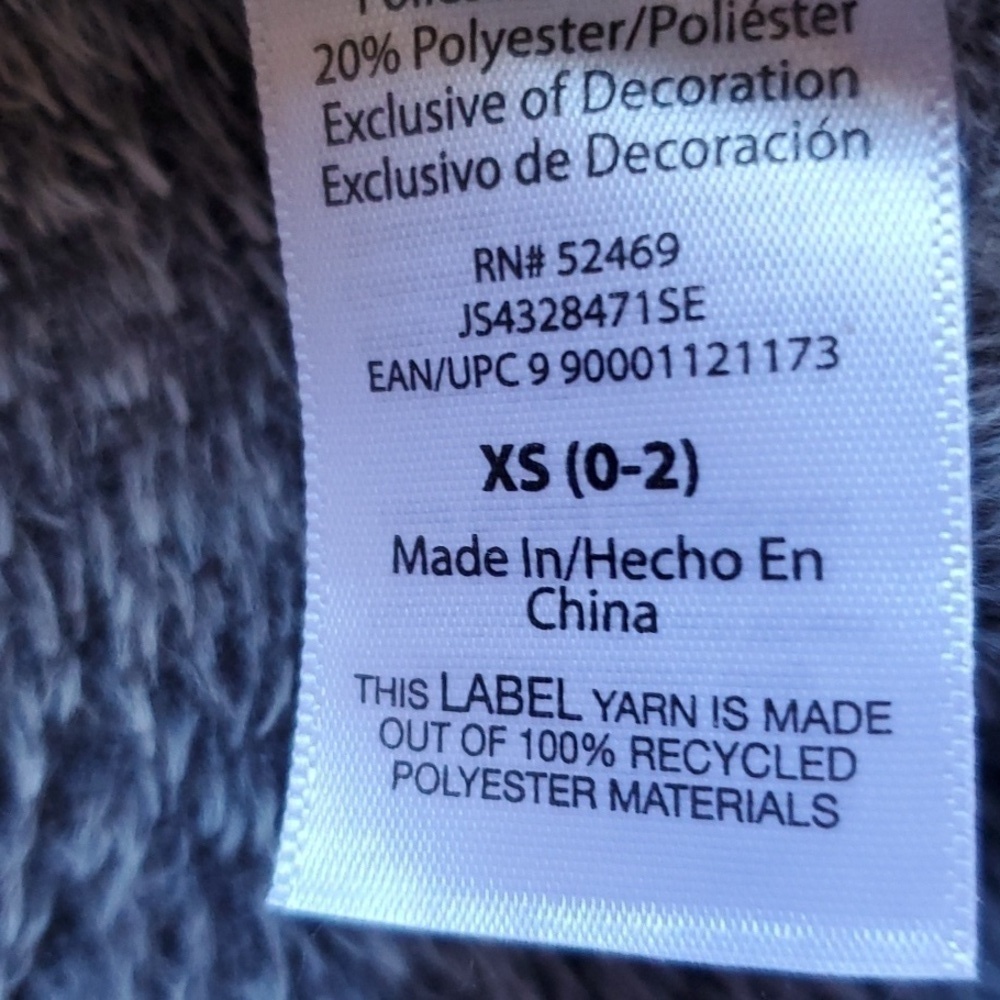 Joyspun NWT gray crop hoodie with Penguin size 0-2 XS - Picture 7 of 11